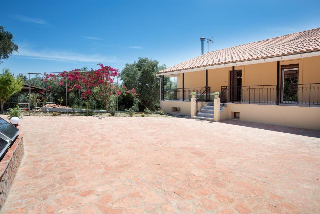 Evropouloi Olive Tree Houseヴィラ エクステリア 写真