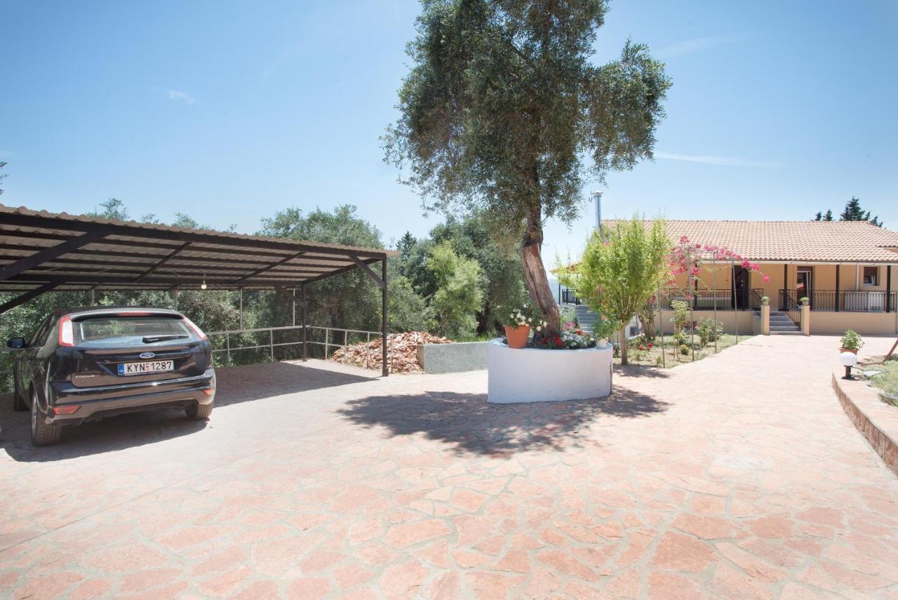 Evropouloi Olive Tree Houseヴィラ エクステリア 写真