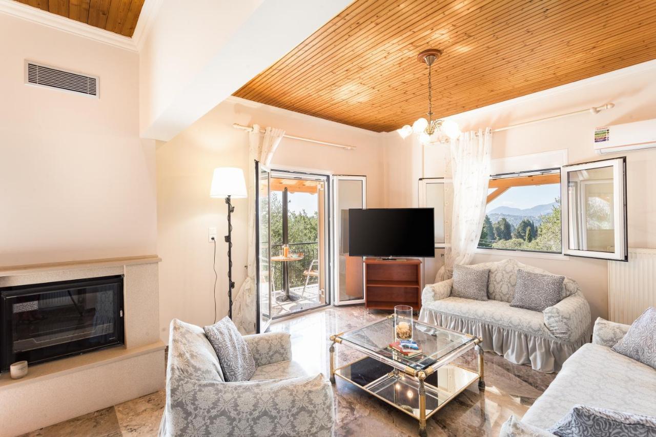 Evropouloi Olive Tree Houseヴィラ エクステリア 写真